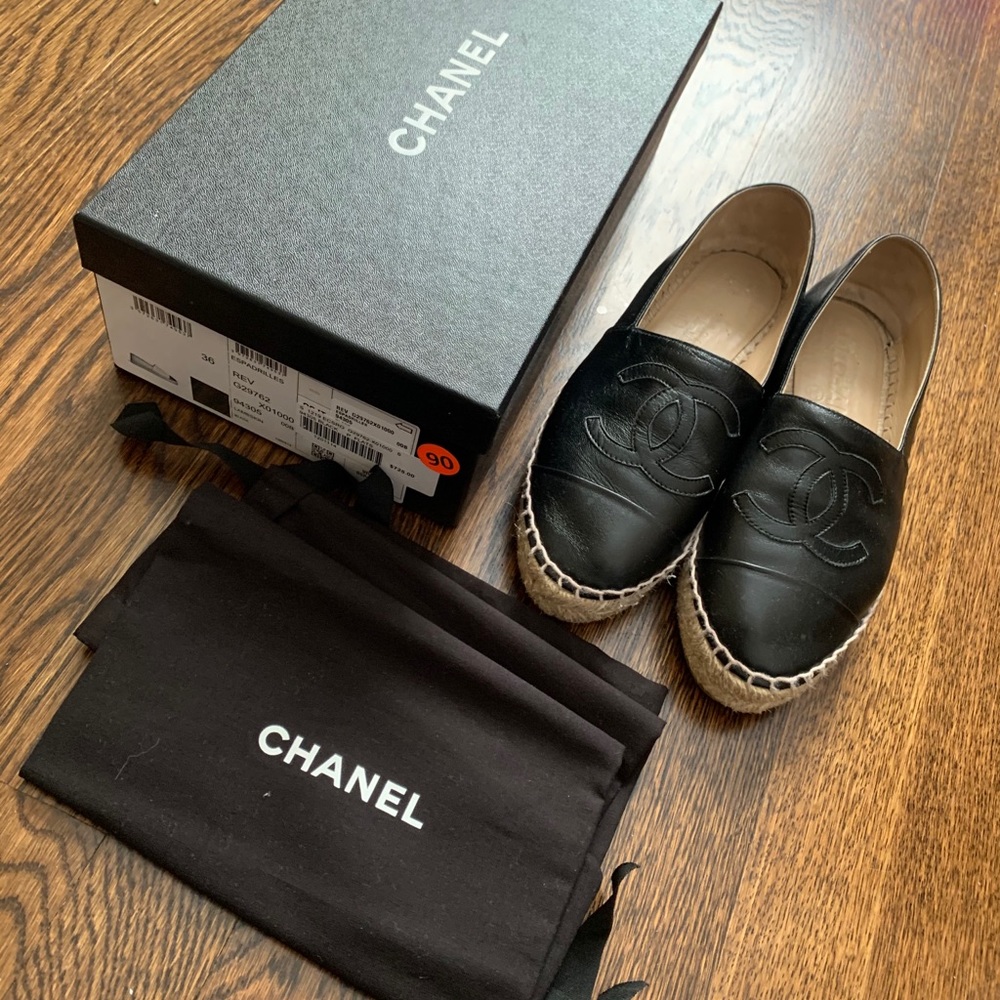 LIKE NEW CHANEL Espadrilles sz 6 (36)!